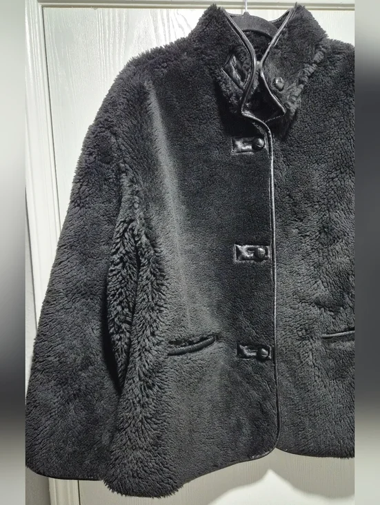 GAP Womens Nwt Recycled Black Sherpa & Vegan Leather Trim Jacket Sz L - Picture 4 of 10
